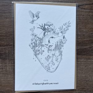 X-CARTE Carte rectangle  blanche  " vivre et laisser fleurir son cœur " par Régine Dessine