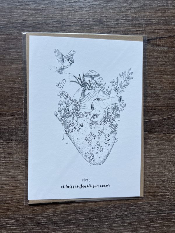 X-CARTE Carte rectangle  blanche  " vivre et laisser fleurir son cœur " par Régine Dessine