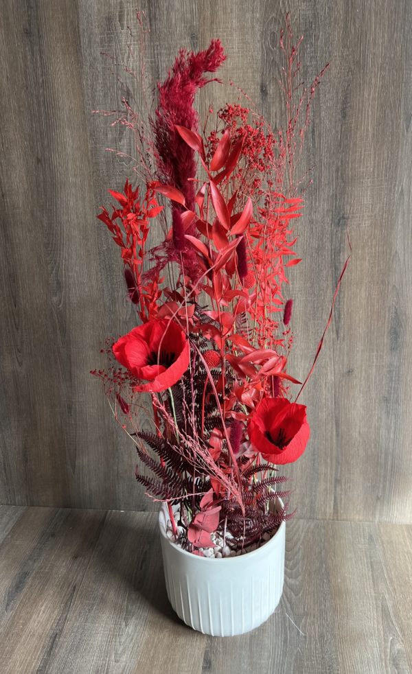 Arrangement en hauteur avec fleurs séchées et 2 pavots éternels en papier  «  rouges »