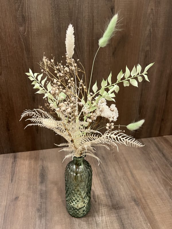Bouquet de fleurs séchées avec vase menthe