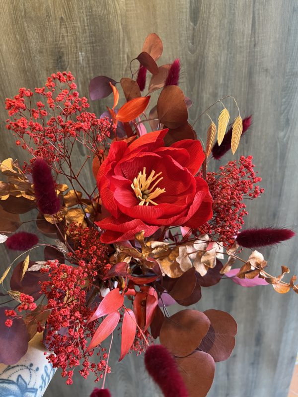 1 bouquet de fleurs séchées avec 1 pivoine éternelle rouge en papier ( sans vase)