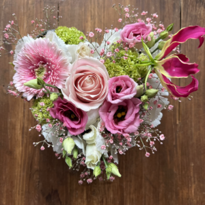 Inscription à l’atelier créatif du 08.05.2026 "Arrangement coeur avec fleurs fraiches" adultes